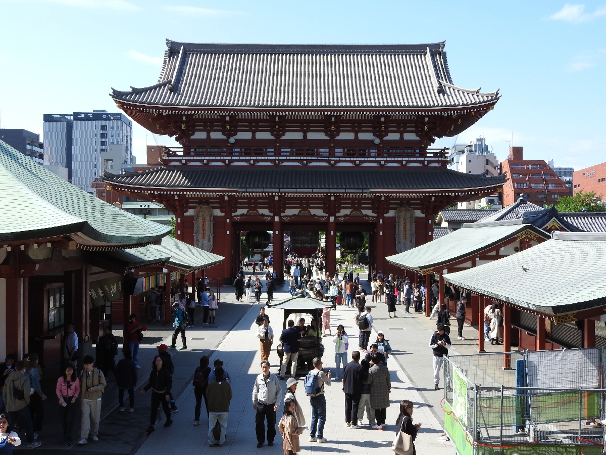 46 TOKYO Senso ji